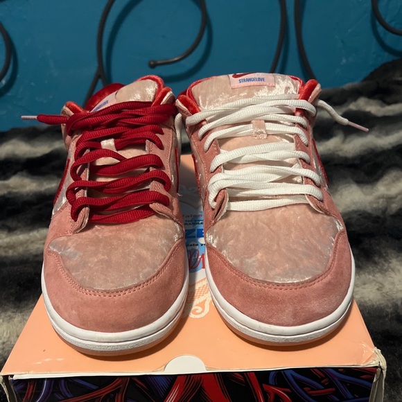 nike x strangelove dunk valentine’s day (special box) - Picture 8 of 8